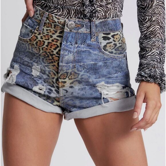 One Teaspoon High waist Leopard Print Jeans Shorts(Size 26) - Picture 1 of 11